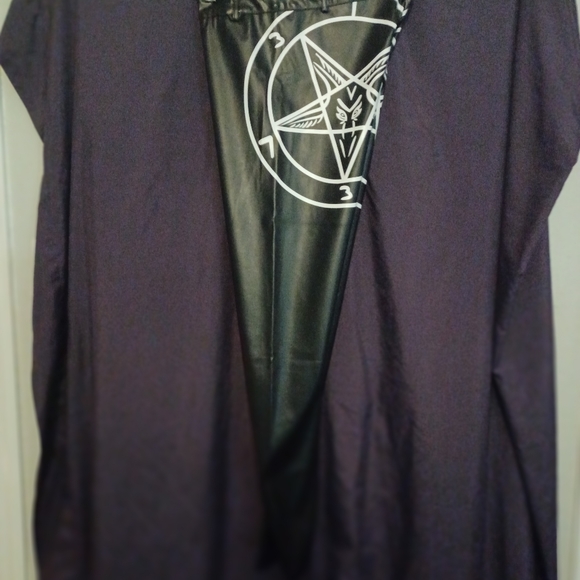 Fake Leather pentagram pants - Picture 3 of 6